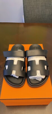 New Hermes Chypre Sandals Black Noir Calfskin leather. Size 38.5