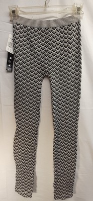 Eye Candy Leggings New With Tags Size Xl Chevon Pattern