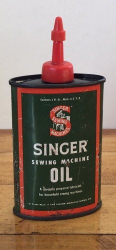 Vintage Singer Sewing Machine Oil 3 Oz Oval Tin Can Green w/Red Spout Cap