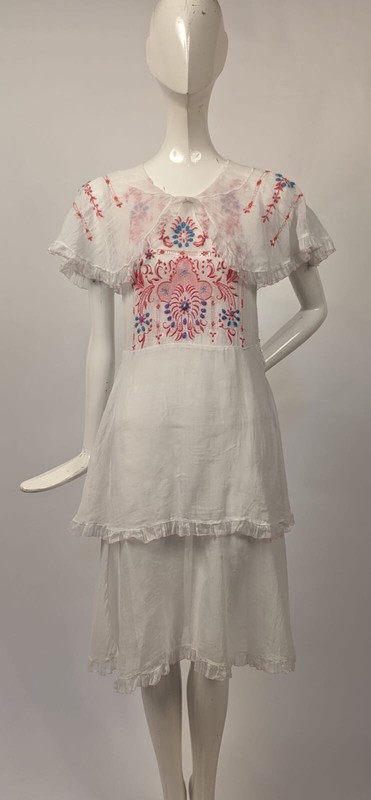 SWEETEST 1920'S HUNGARIAN COLORFUL EMBROIDERED SHEER MUSLIN DRESS W RUFFLES  | eBay