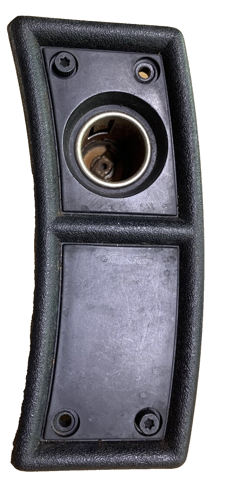 しーたーとなります。 1982 1989 CAMARO CIG LIGHTER DASH TRIM PANEL W/ HOUSING