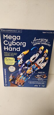 Mega Cyborg Hand STEM Science Experiment Kit  Pneumatic & Hydraulic Tech - NEW