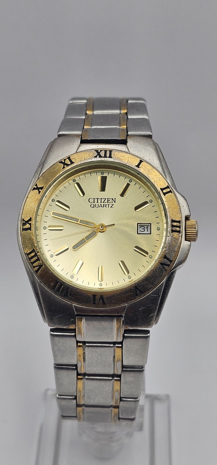 Rare Men's Citizen 2510-S99353 Two Tone Quartz Date Watch