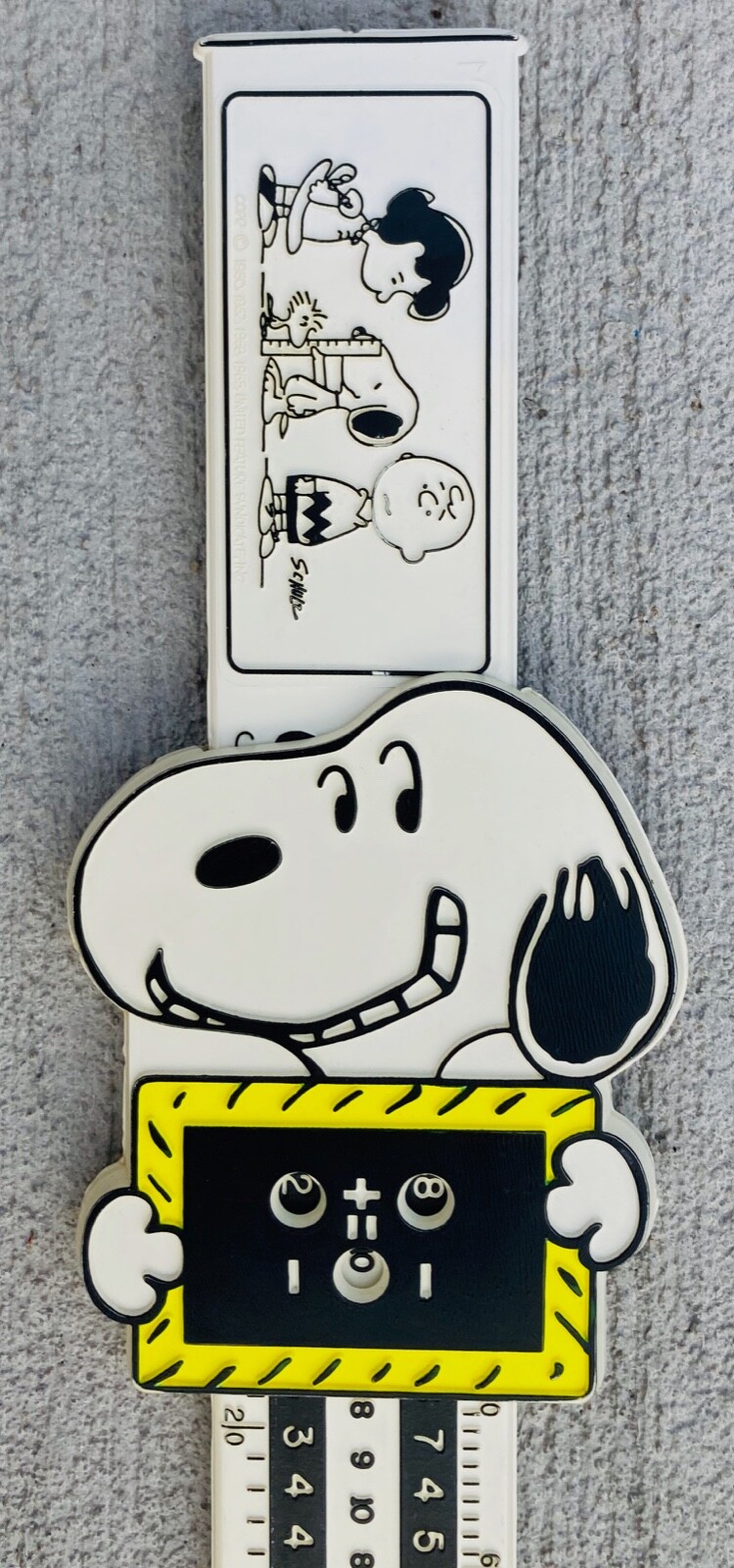 Hallmark Peanuts Snoopy's Fantastic Figure Finder & Ruler