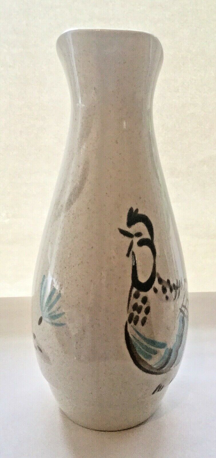 VINTAGE RED WING BOB WHITE HANDPAINTED BEVERAGE SERVER & LID PITCHER