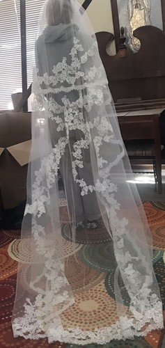 Cathedral length veil by Les Accessoires Barcelona