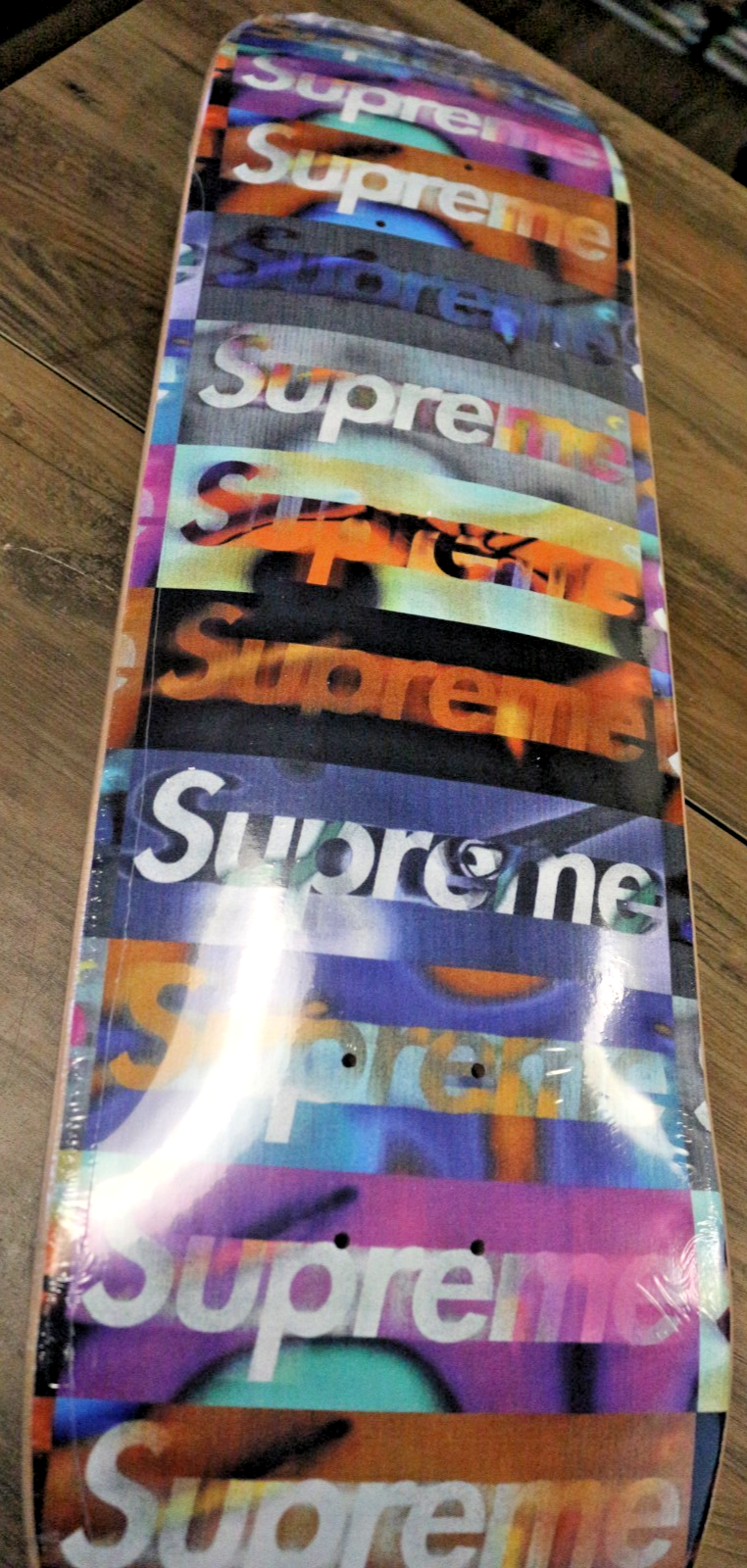 Supreme シュプリーム Distorted Logo Skateboard Supreme Distorted Logo Skateboard Deck SS20 – UniqueHype