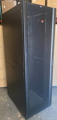 APC NetShelter SX AR3157 48U Server Rack Cabinet Enclosure