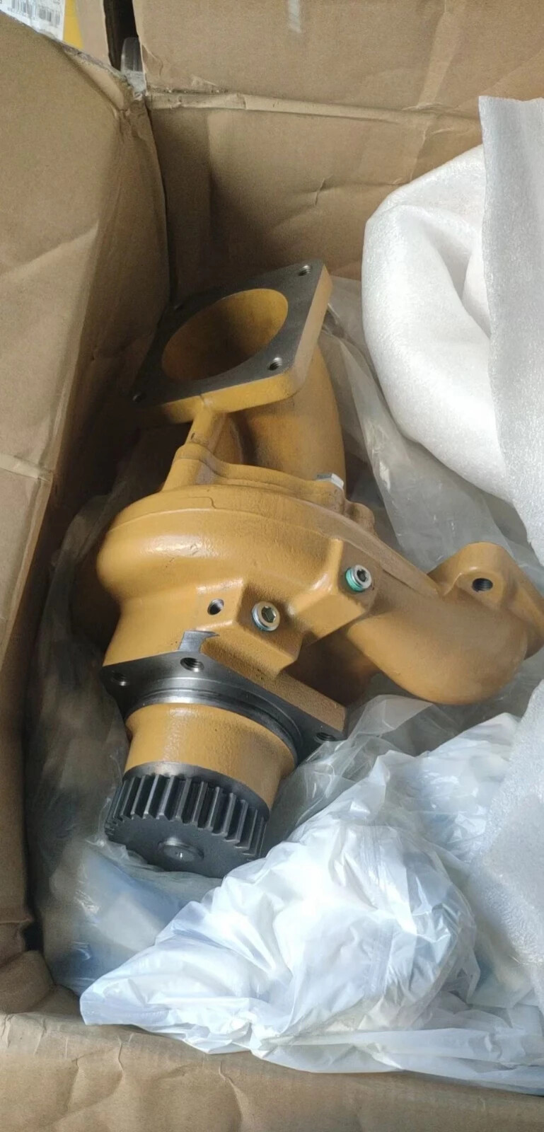 CUMMINS QSK23 WATER PUMP --- 4095432 / 4096429/ 4097082