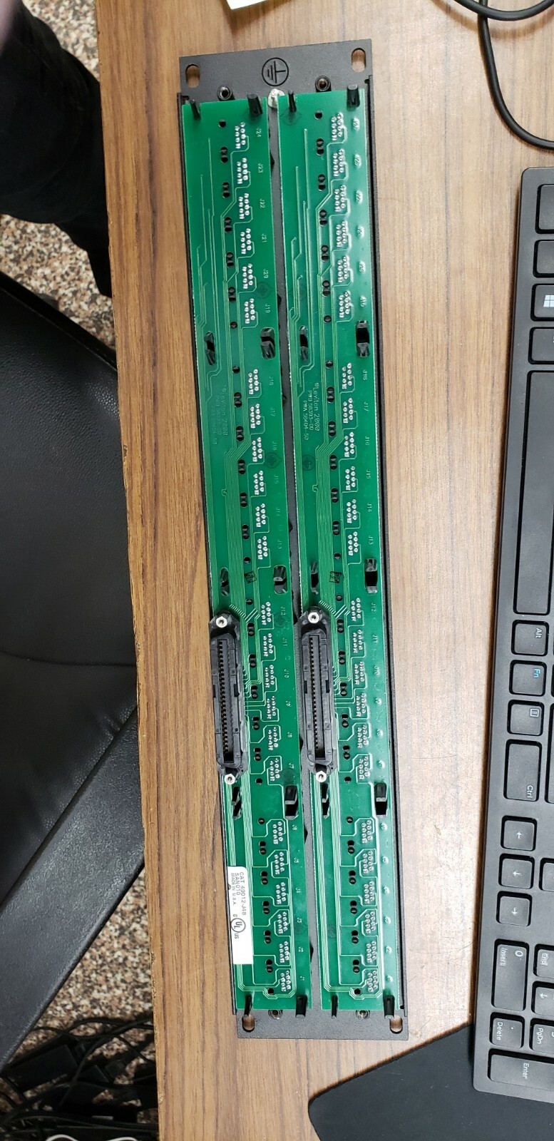 Leviton Voice Grade Patch Panel 24-Port, 1RU, 8P4C Jacks, 25-pair connectors