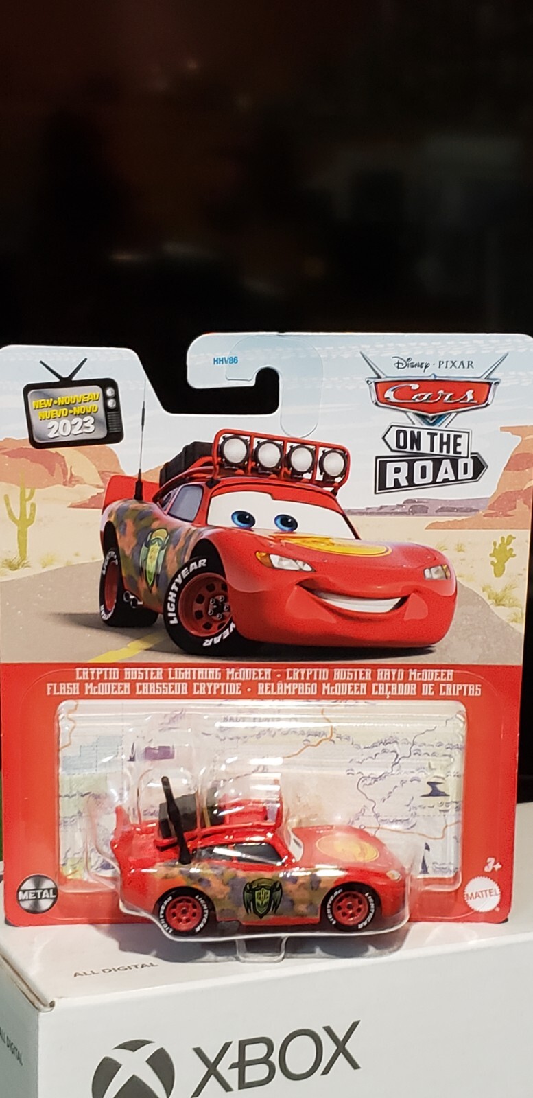 Disney Pixar Cars ~ON THE ROAD ~ CRYPTID BUSTER LIGHTNING Disney Pixar Cars ~ON THE ROAD ~ CRYPTID BUSTER LIGHTNING