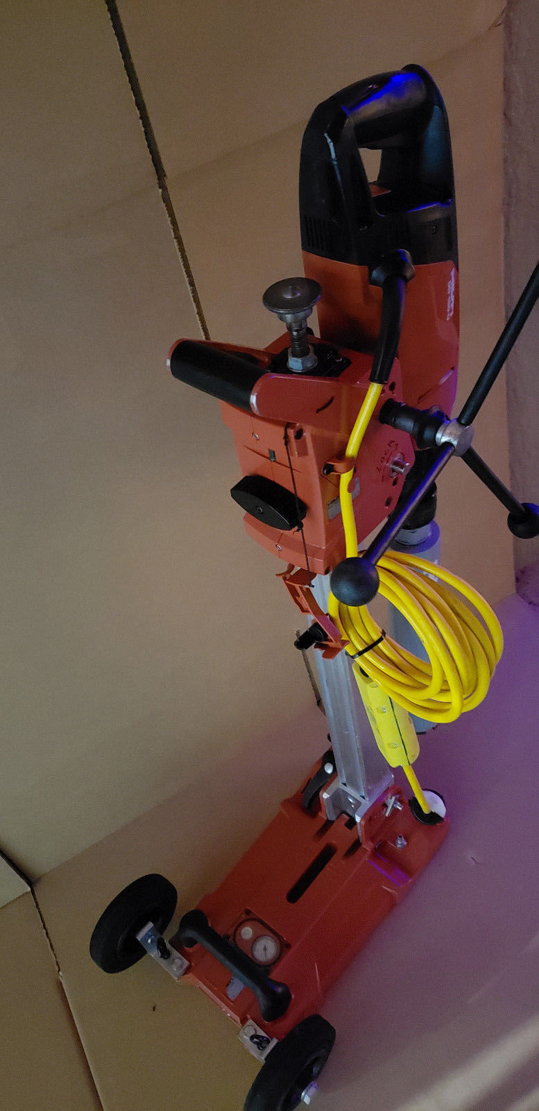 Hilti DD 150-U Diamond Coring Drill Unit with New 3