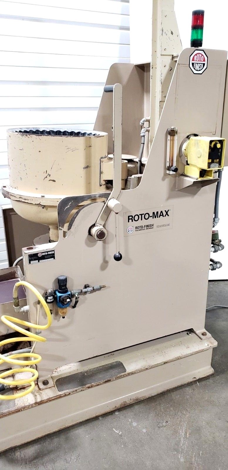 See Video of ROTO-FINISH RM-1P-98-A4 VIBRATORY BOWL TUMBLER FINISHING SEPARATOR