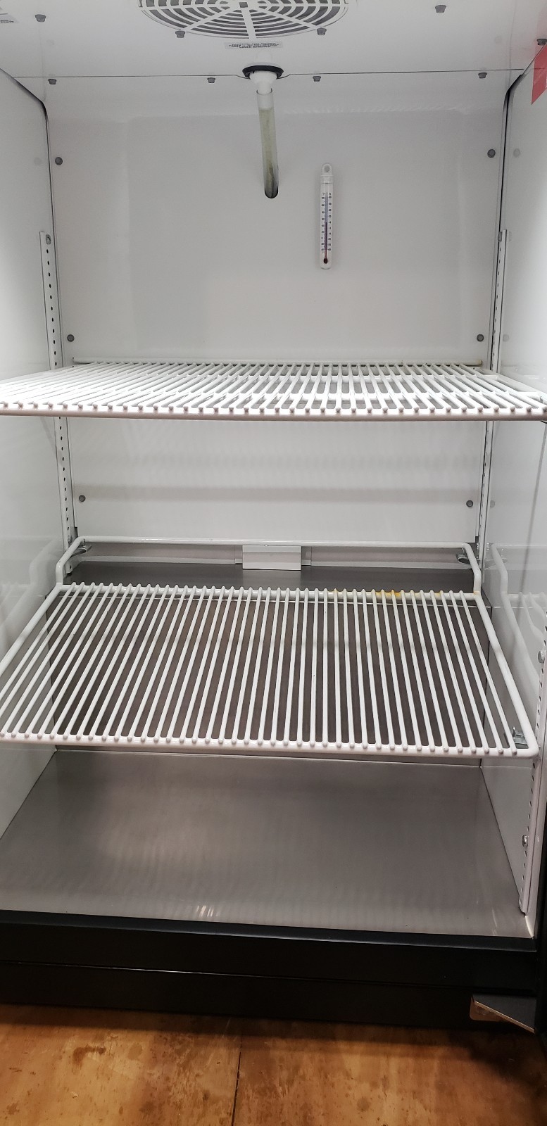 True GDM-7 7 cu. ft. Countertop Glass Door Cooler