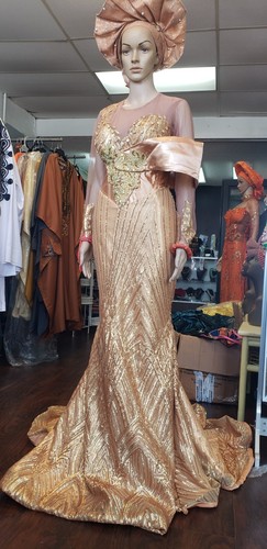 Pre-owned And Luxury Africa Gold Dres. For Wedding, Prom, Birthday Party  More
