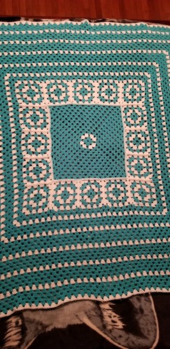 New! BEAUTIFUL HANDMADE CROCHET SMALL AFGHAN