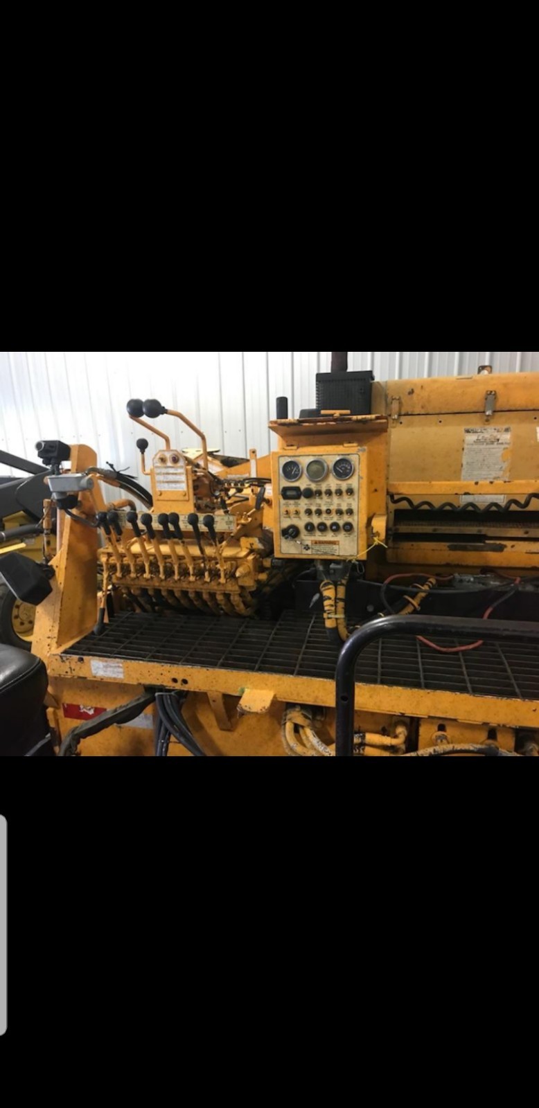 2006 8500 leeboy paver brand new motor with 0 hours great condition