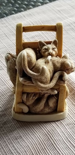 Harmony Kingdom Cats Rumble Seat very nice