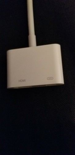 Apple MD826AMA Lightning Digital AV Adapter.