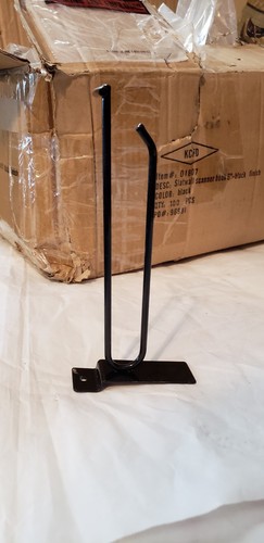 Count of 100 New Retails Black finished Slatwall scanner hook 6 Inch
