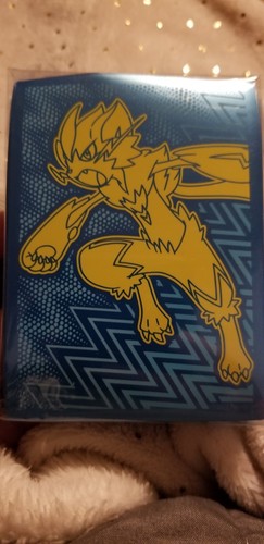 65x Pokemon Sun&Moon Lost Thunder Zeraora Card Sleeves Sealed