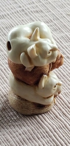 Harmony Kingdom Cats Ladies In Waiting very nice