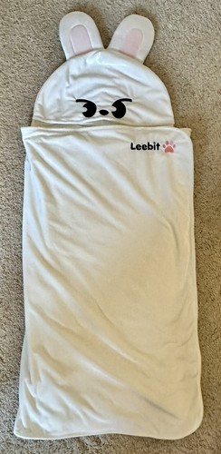 Stray Kids Xmas POPUP STORE 2023 Leebit Lee Know Blanket | eBay