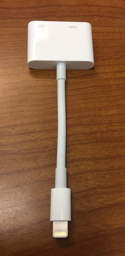 Genuine APPLE Lightning Digital AV Adapter HDMI Model A1438 Excellent Condition