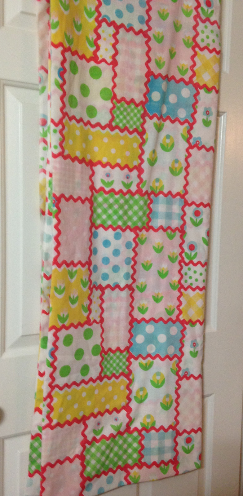 Perma Prest Twin Size Flat Sheet Colorful Ric Rac Design