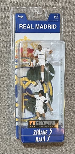 レア物　REAL MADRID RAUL 7 フィギュア FT CHAMPS REAL MADRID 3