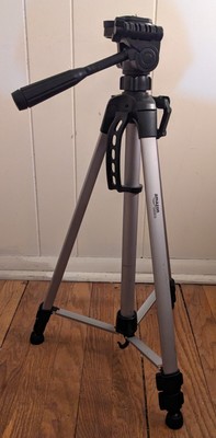 Amazon Basics 60'' Lightweight Tripod - Black w. Bag- 6.6lb capacity  Excellent !