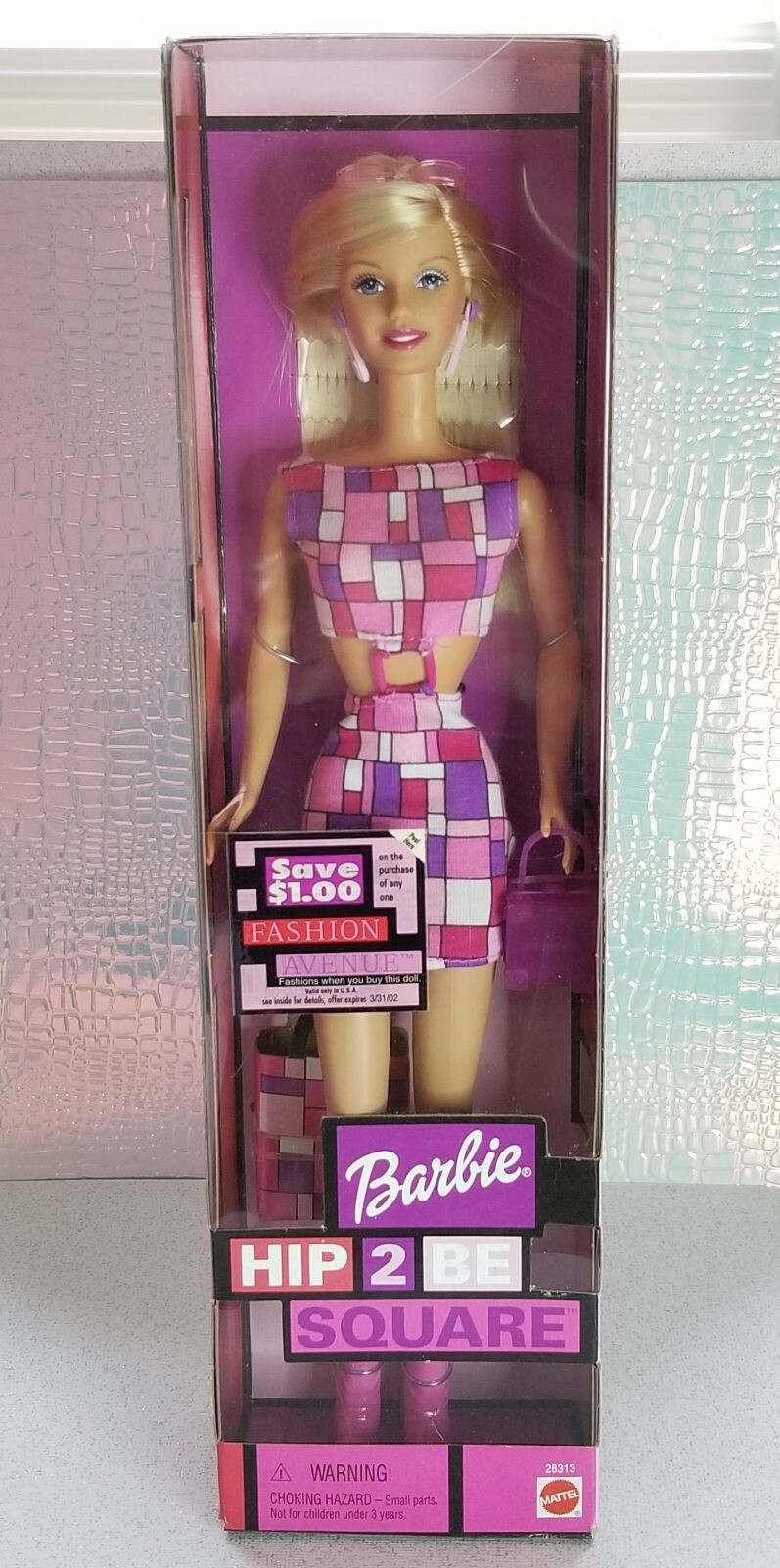 洋書 IN PERFECT SHAPE ☆Vintage☆2000 Hip To Be Square Barbie Doll Mattel #28313