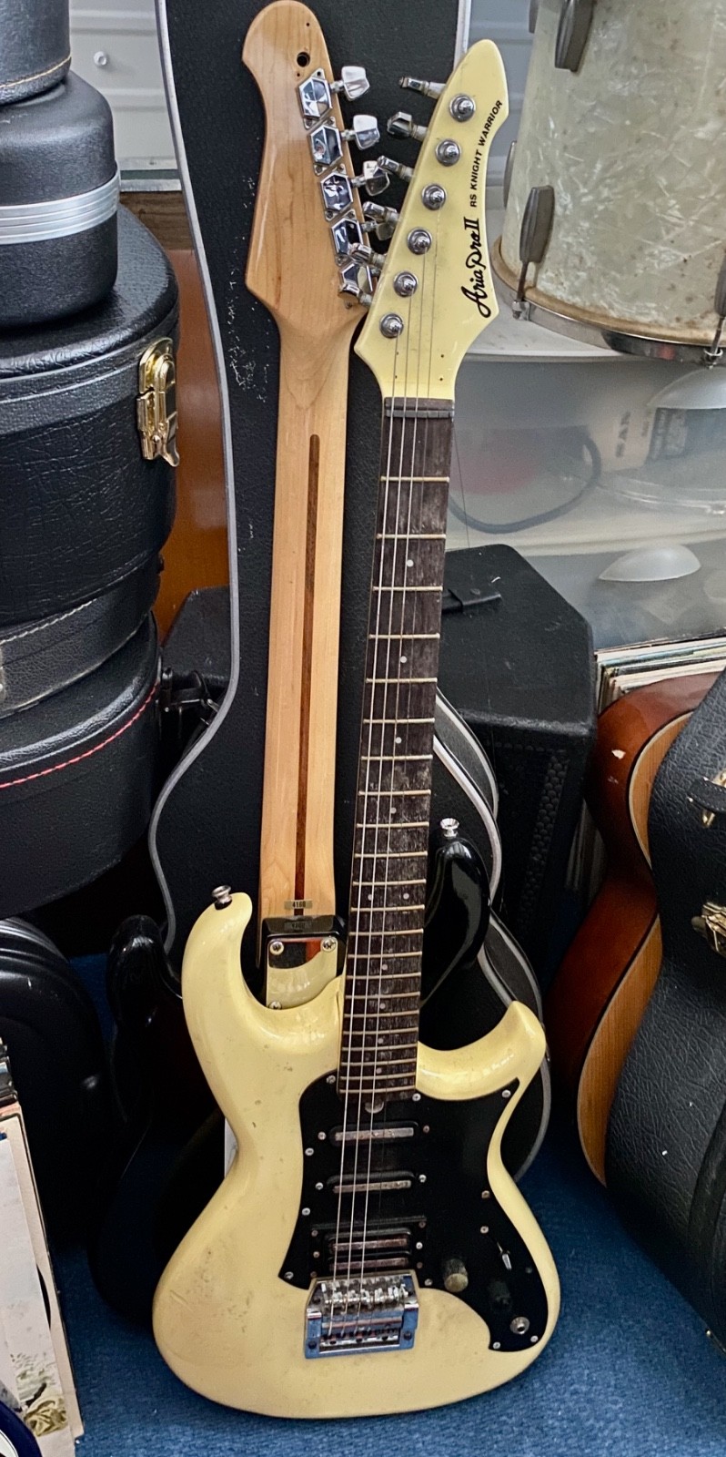 M5991 アリア ARIA PRO II　RS ROAD WARRIOR ARIA PRO II エレキギターRS ROAD WARRIOR中古()売却済みです