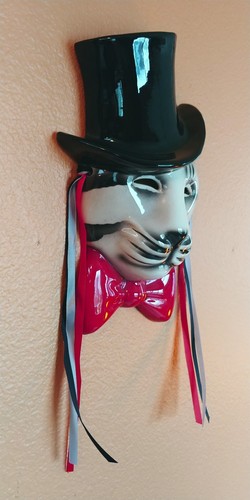Vintage Signed Cateye Top Hat Ceramic Wall Plaque Mask Cat Decorative Kitty