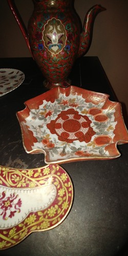 ROYAL VIENNA LARGE SIZED LOT OF IMARI INSPIRED ITEMS BLUE BEE HIVE M,ARK