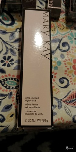 Mary Kay Extra Emollient night Cream 2.1oz