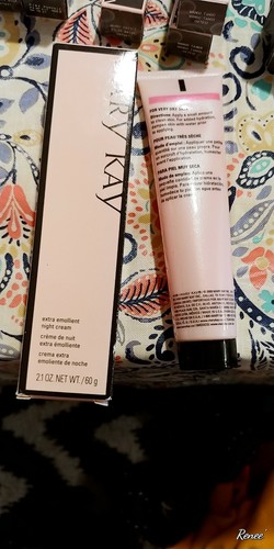 Mary Kay Extra Emollient night Cream 2.1oz