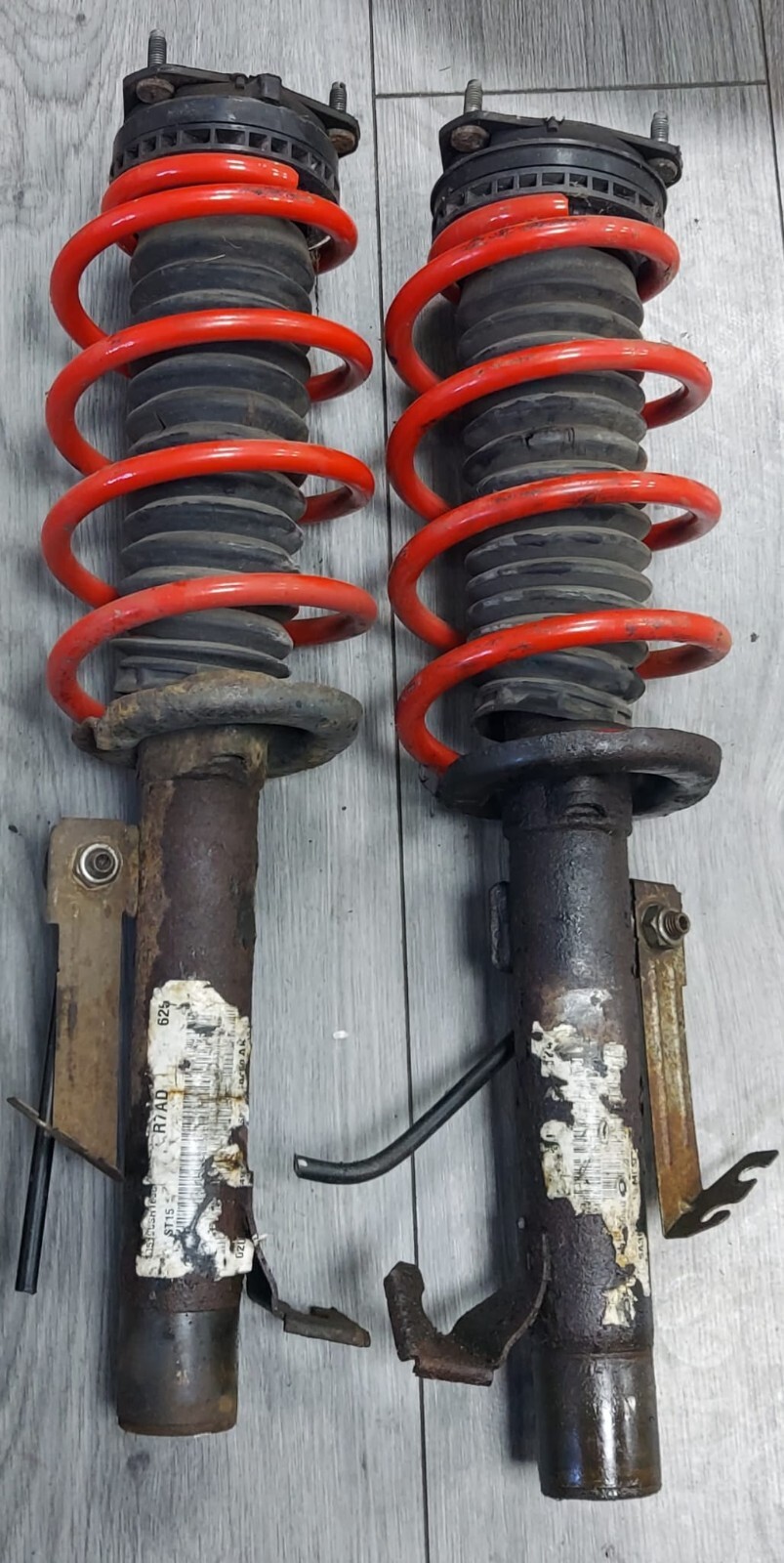 FORD FIESTA MK6 ST150 FRONT SUSPENSION LEG SHOCK LOWERING SPRINGS 2005