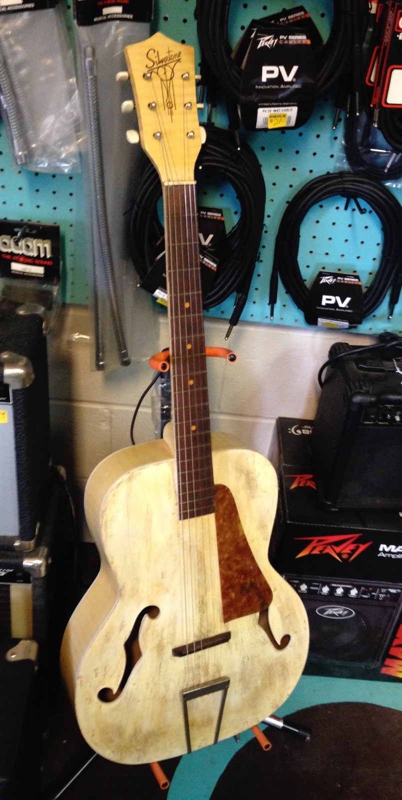 SILVERTONE Archtop Guitar slide ready w/cracks & case AS IS