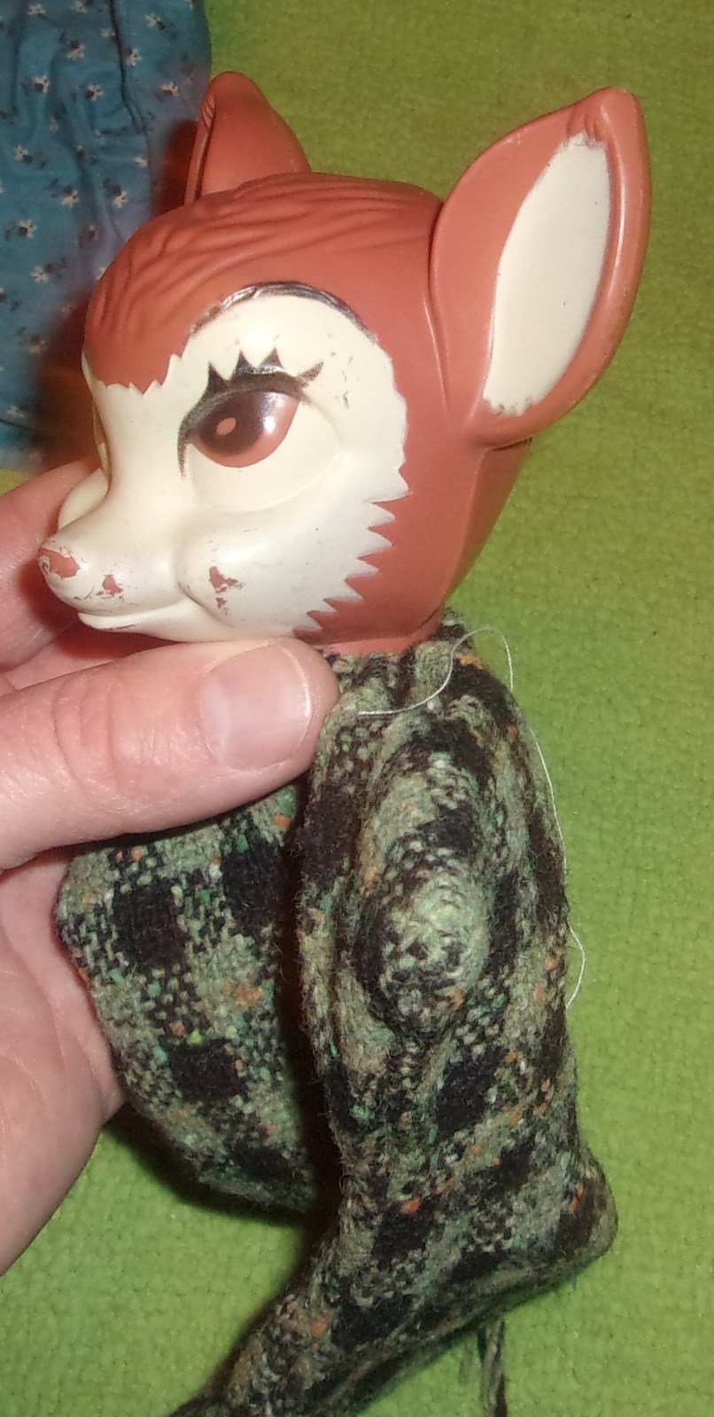 3 vintage Walt Disney hand puppets 1960's? Pinocchio Bambi Thumper display