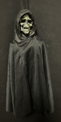 Paper Magic Group Hanging Grim Reaper Skeleton Prop Cape Hallo...