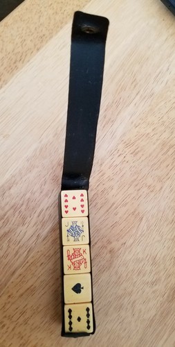 BUY IT NOW! VTG. Gambling Travel Set of 5 Bakelite Poker Dice  w/Case