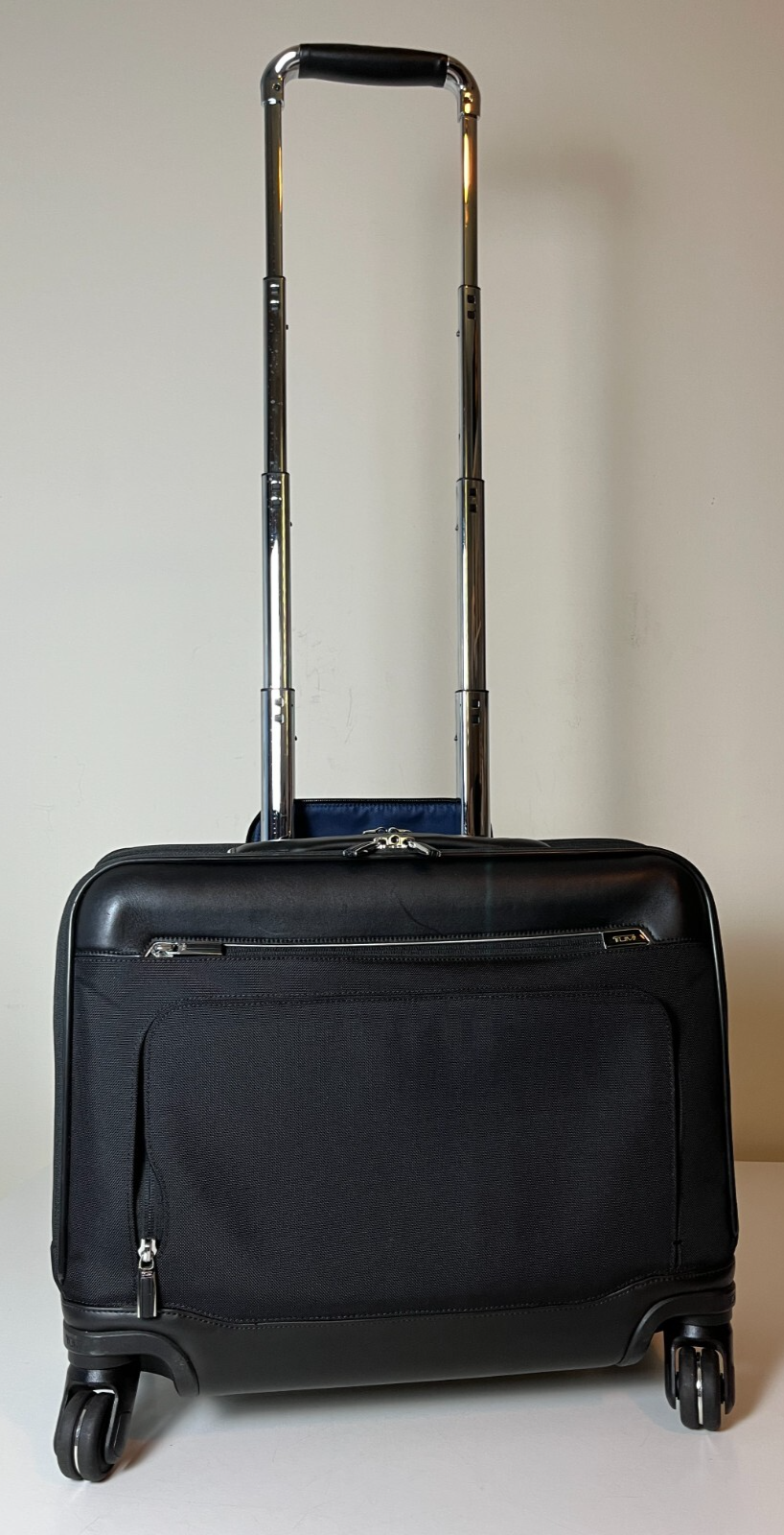 TUMI ARRIVE アリーヴェ255663『マッカレン』 4ウィール Tumi Arrive – McAllen 4 Wheeled Brief - 255663D2 - Black | eBay