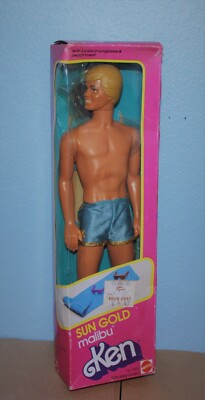 Vintage SUN GOLD MALIBU KEN Barbie Doll Mattel 1983 #1088 Beach Towel Sunglasses