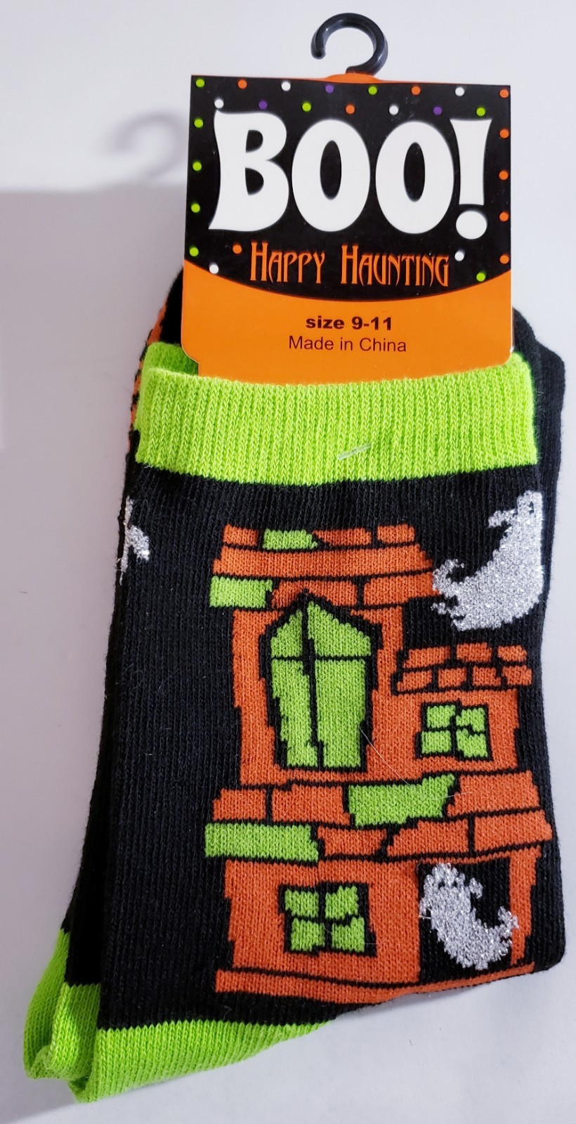 Halloween Socks Ladies Size 6-8 and 9-11 (Haunted House-Flying Ghost)