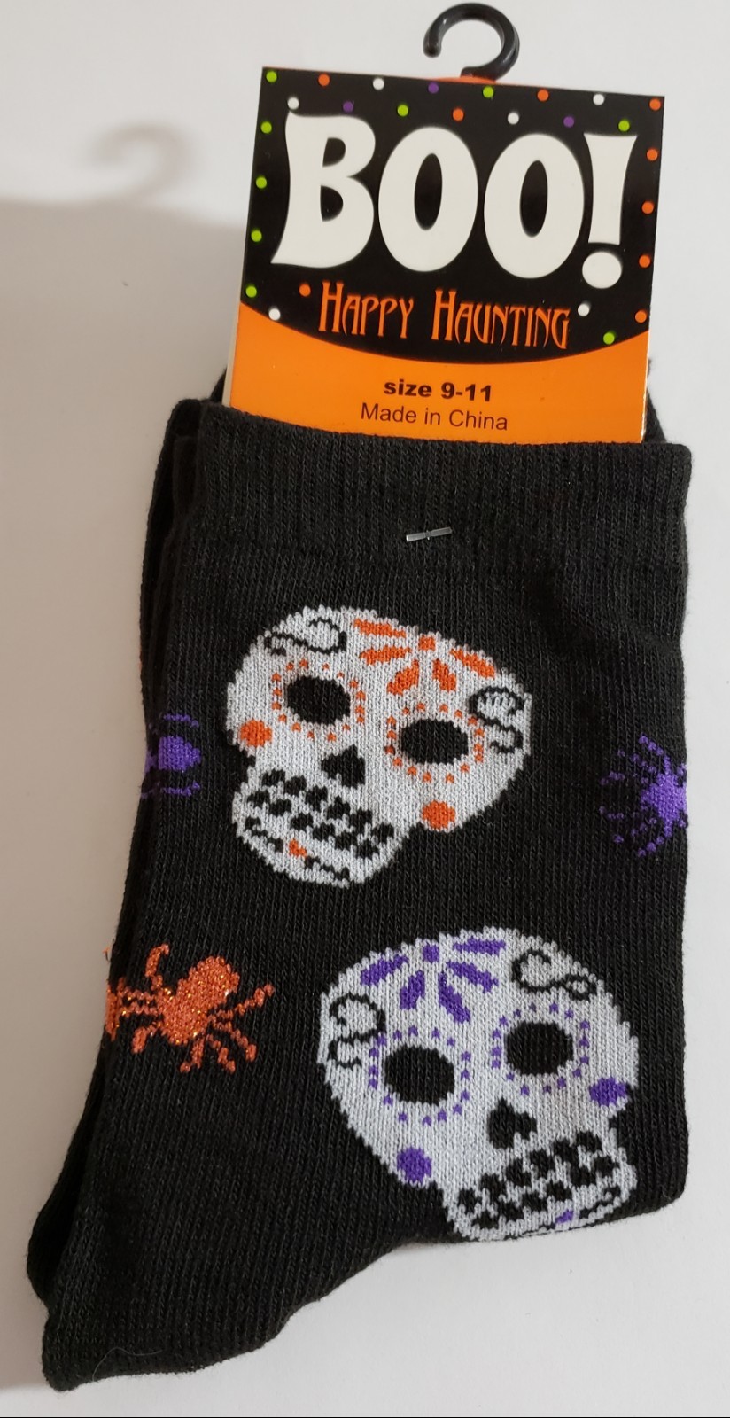 Halloween Socks Ladies Size 6-8 and 9-11 (Black Sock-Multi-Color Skull Print)
