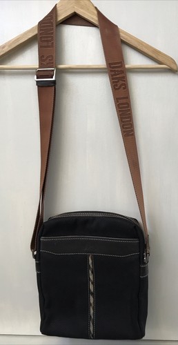 [DAKS] Cowhide Mini Shoulder and Cross Bag ★大人気★ Shoulder Bag, Messenger Bag, Techwear, EDC Bag, Commuter Bag