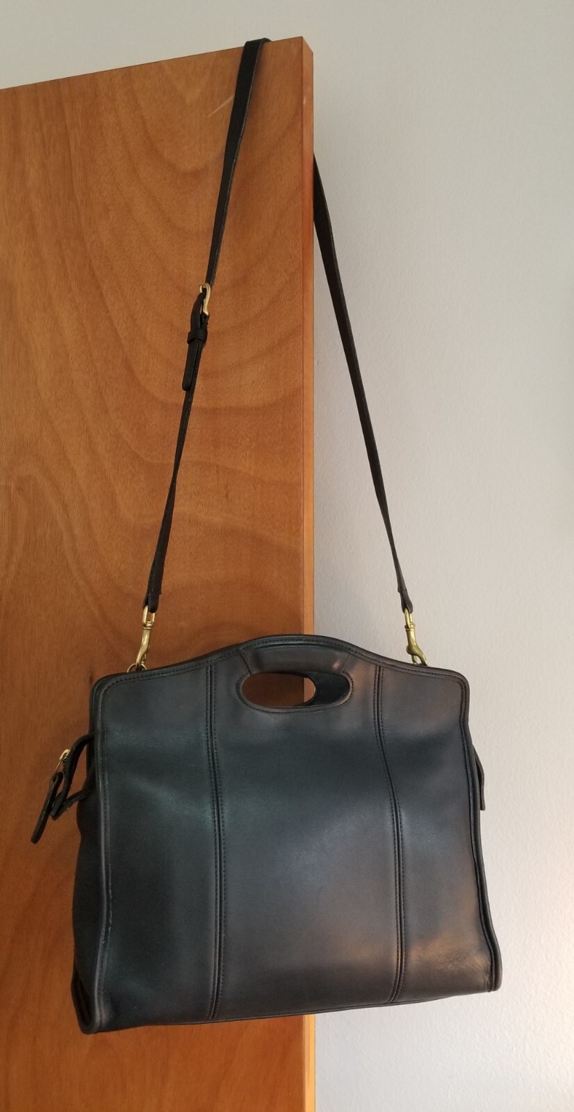 Vintage COACH #9995 Black Leather Vintage COACH #9995 Black Leather