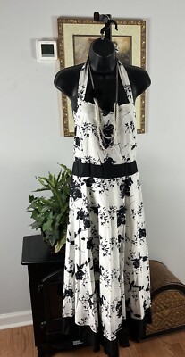 GUI Hua Tia Women Dress XL Straps Fit & Flare  Layered Floral Pattern Below Knee