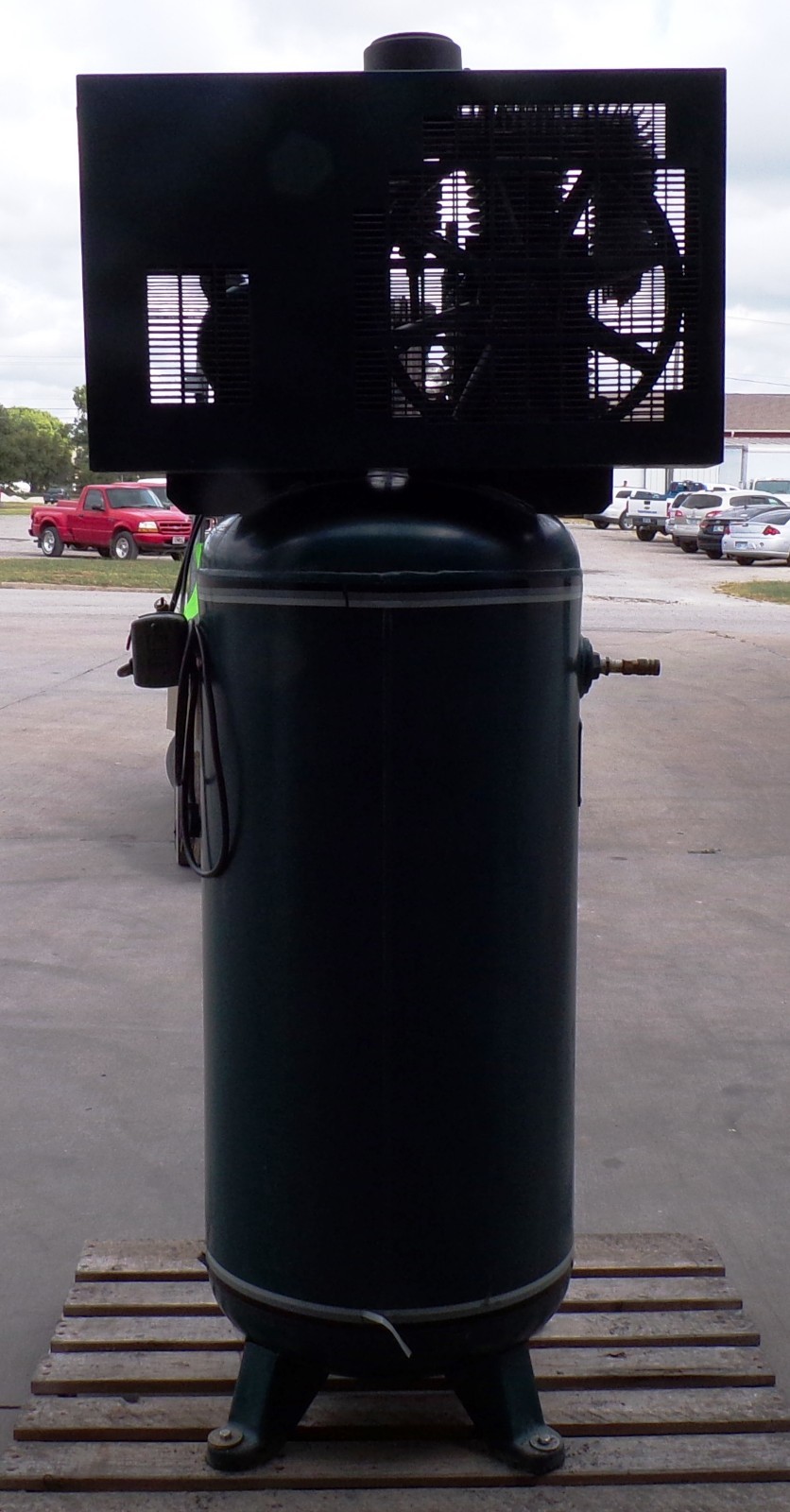 CLASSIC COMPRESSORS, AIR COMPRESSOR, 5HP, 2 STAGE, 6O GALLON, C5160025V1